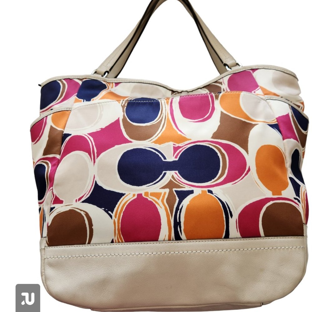 🎁🎁🔥🔥EUC: Coach Colorful Logos Tote Bag🔥🔥🎁🎁